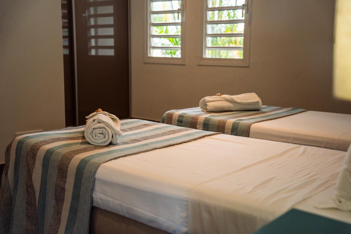 Location villa luxe 4 chambres trois ilets  - chambre 2 lits bis